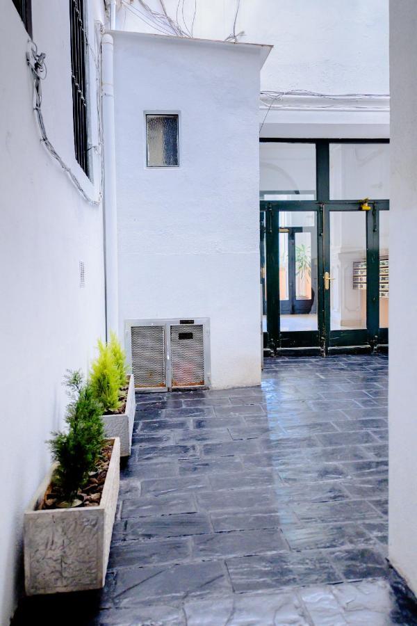 For You Rentals Coqueto Y Bonito Apartamento Temporal De Dos Dormitorios En El Retiro Axii66 Madrid Exterior photo